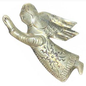 🔥 Vintage (1970's) Sterling Silver Etched Angel Brooch